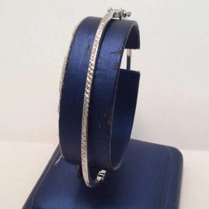 Real White 10k Gold Lady's Fancy Bangle Diamond Cut Bracelet  7 1/4'' long 3.80g